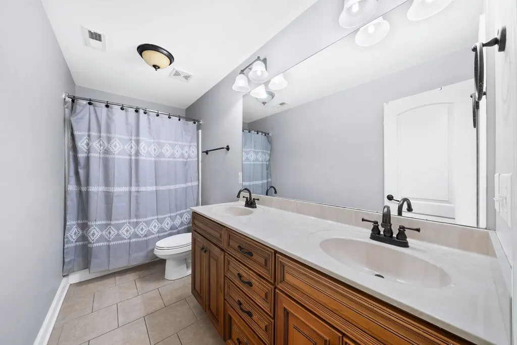 1050 Alice Springs Circle Spring Hill TN 37174