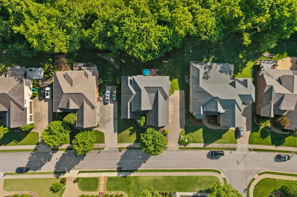 1050 Alice Springs Circle Spring Hill TN 37174