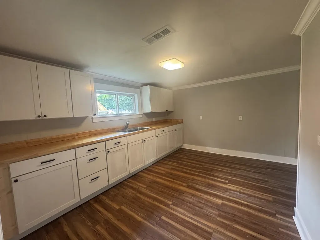 8605 Old State Route 1 New Johnsonville TN 37134