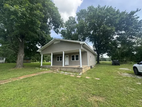 8605 Old State Route 1 New Johnsonville TN 37134