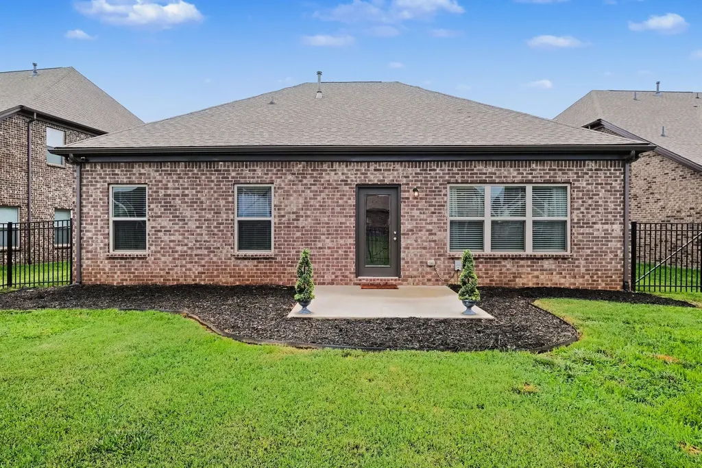 4627 Maryweather Lane Murfreesboro TN 37128