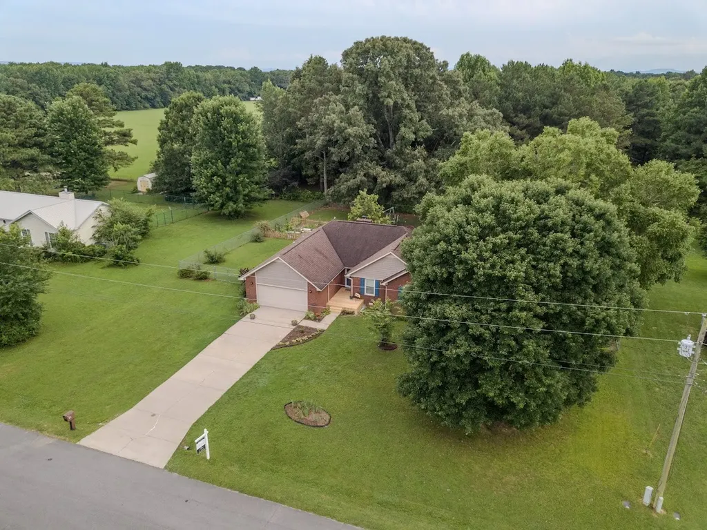 4019 Belle Orchard Drive Fayetteville TN 37334