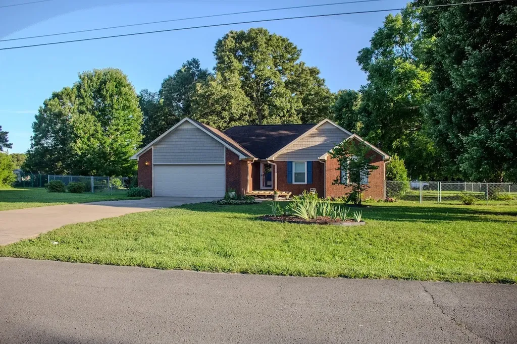 4019 Belle Orchard Drive Fayetteville TN 37334