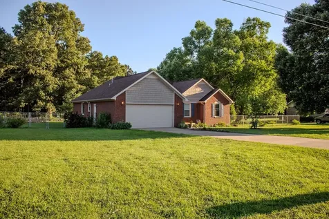 4019 Belle Orchard Drive Fayetteville TN 37334