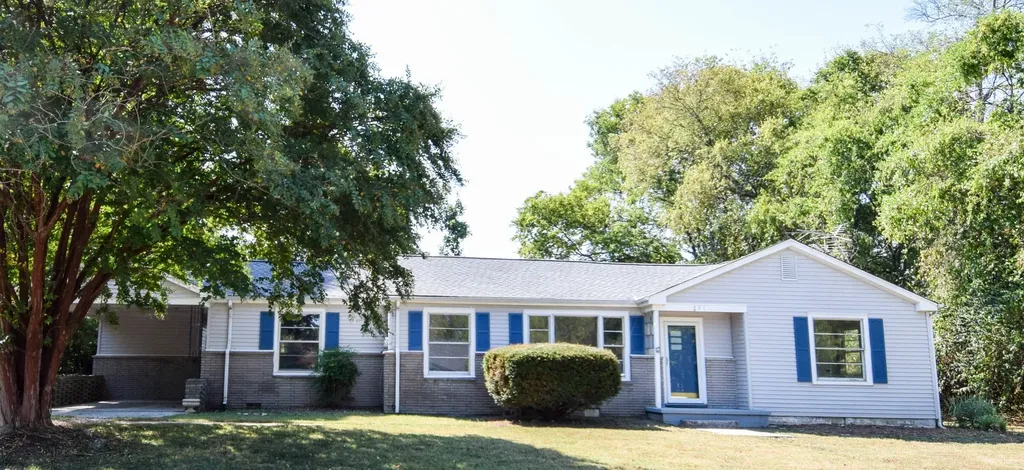 801 Hart Street Gallatin TN 37066