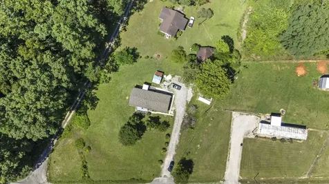 7495 Old Tullahoma Road Estill Springs TN 37330