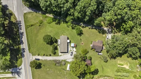 7495 Old Tullahoma Road Estill Springs TN 37330