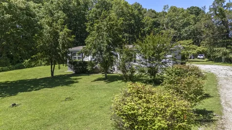 7495 Old Tullahoma Road Estill Springs TN 37330