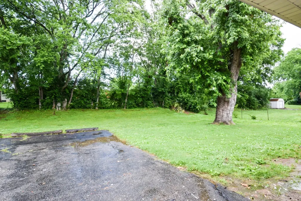 124 Glenn Avenue Gallatin TN 37066