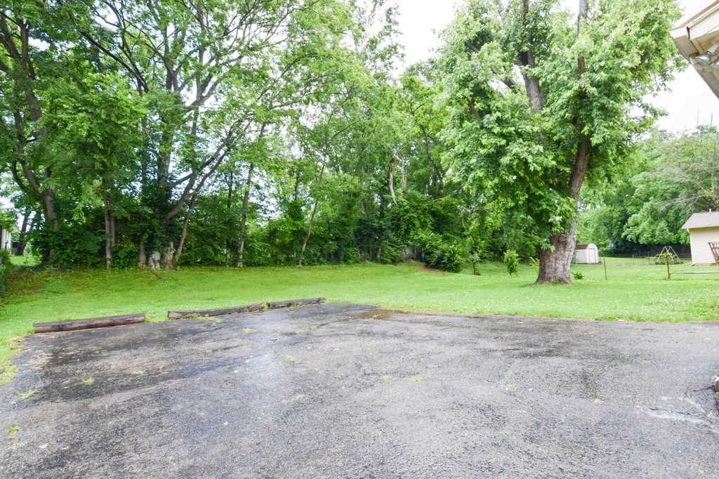 124 Glenn Avenue Gallatin TN 37066