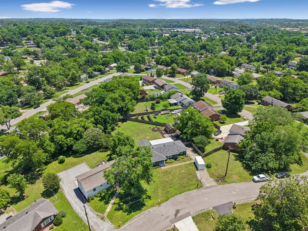 5018 Bonnawell Drive Hermitage TN 37076