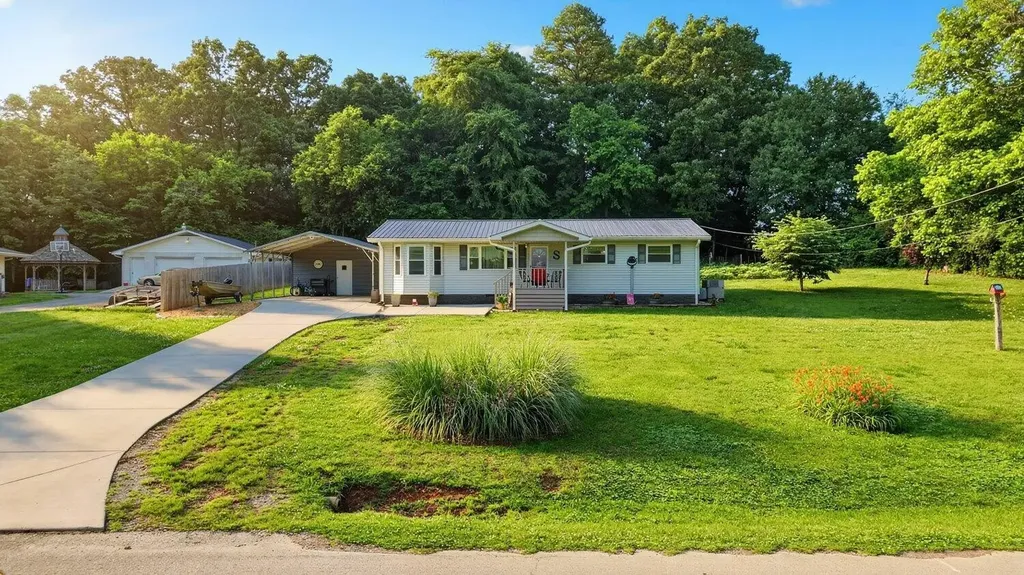 134 Oakwood Terrace Chickamauga GA 30707