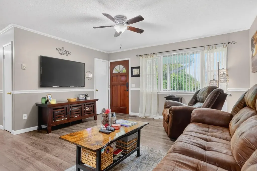 134 Oakwood Terrace Chickamauga GA 30707