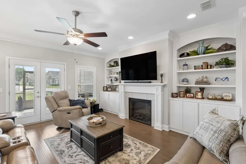 2423 Stonecenter Lane Murfreesboro TN 37128