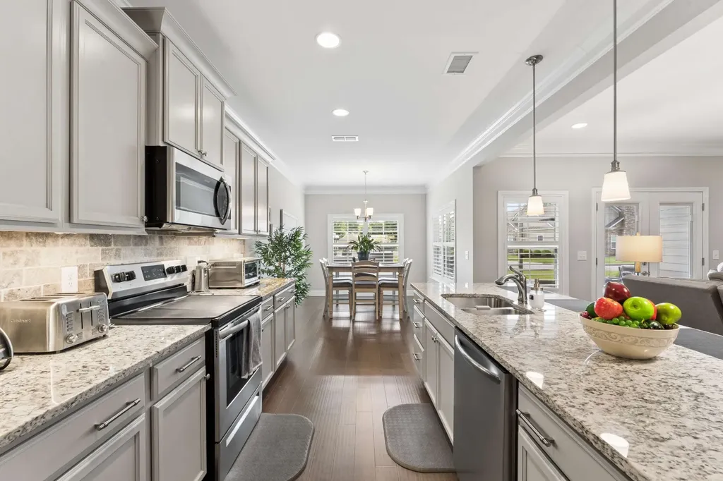 2423 Stonecenter Lane Murfreesboro TN 37128