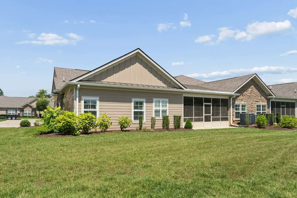 2423 Stonecenter Lane Murfreesboro TN 37128