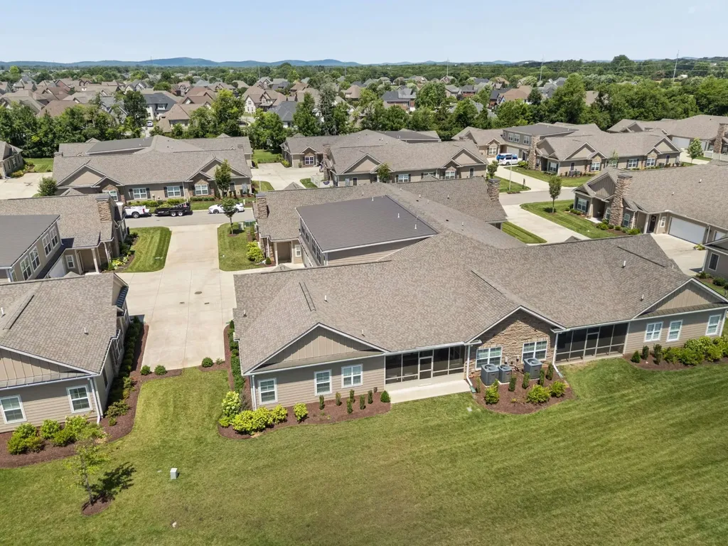 2423 Stonecenter Lane Murfreesboro TN 37128