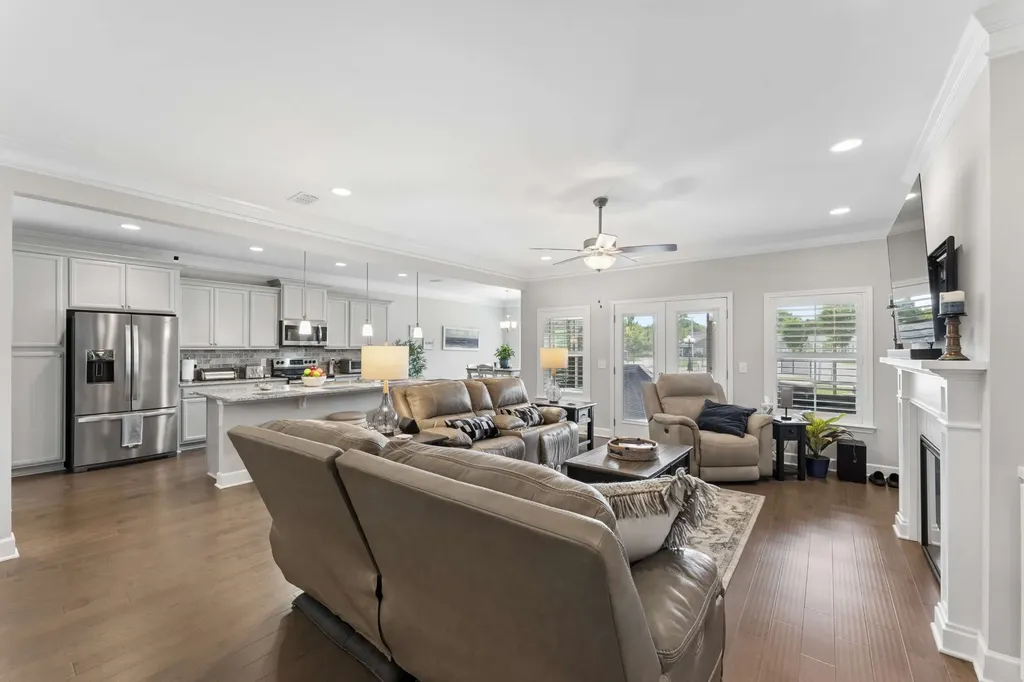 2423 Stonecenter Lane Murfreesboro TN 37128