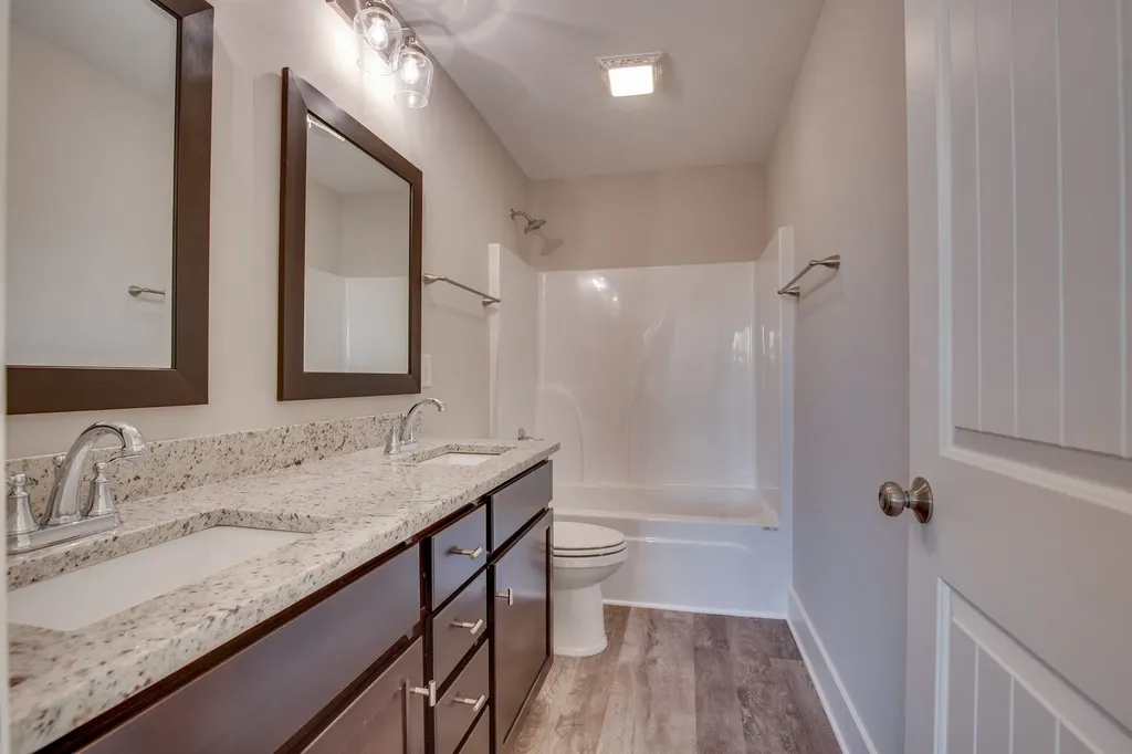 303 Harper Landing Chapel Hill TN 37034