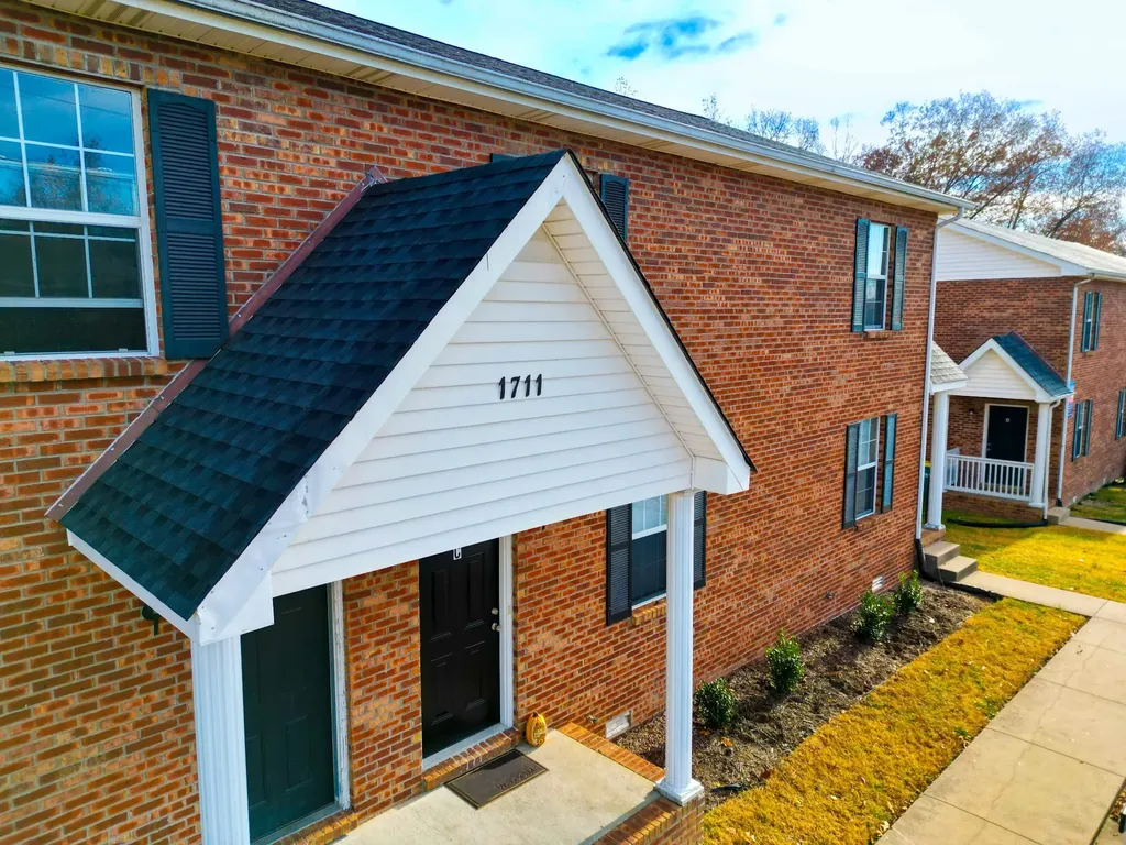 1711 Baltimore Drive Clarksville TN 37043
