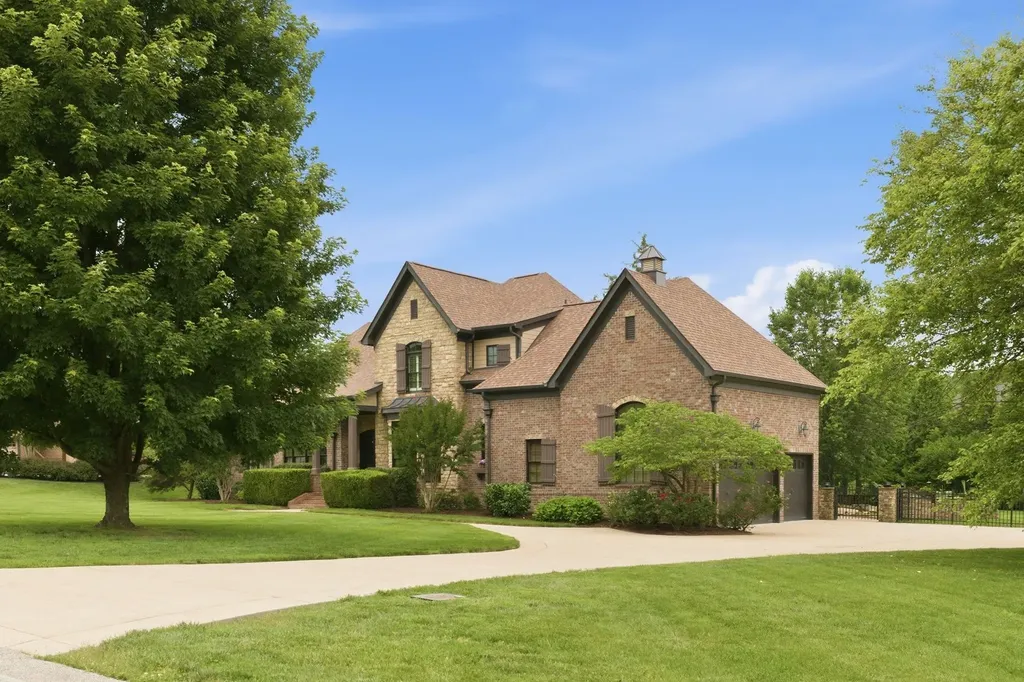 2228 Grey Cliff Drive Franklin TN 37064