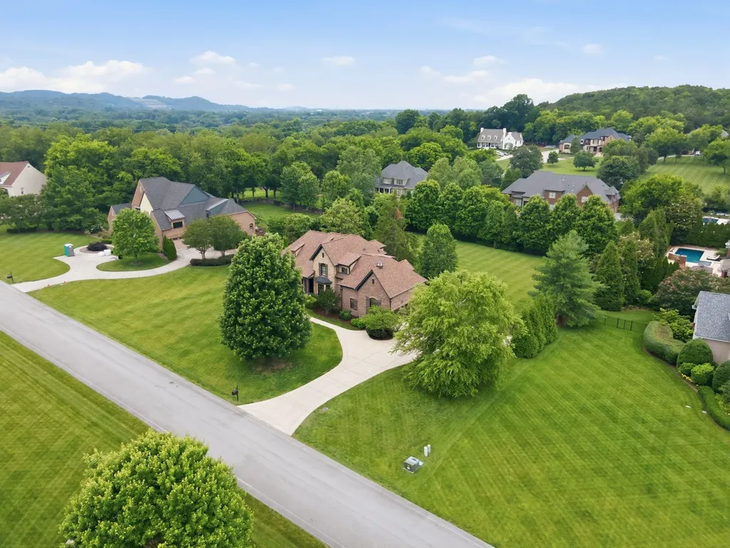 2228 Grey Cliff Drive Franklin TN 37064