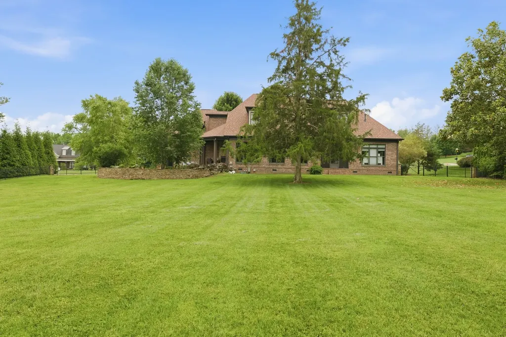2228 Grey Cliff Drive Franklin TN 37064