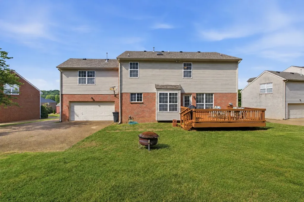 232 Spy Glass Way Hendersonville TN 37075