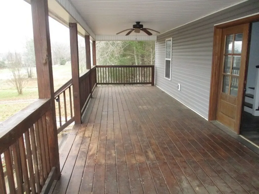 422 Parker Road Portland TN 37148
