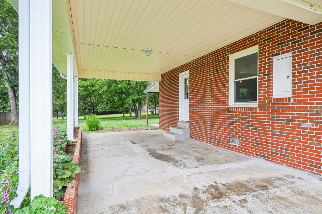 417 Central Avenue Chapel Hill TN 37034