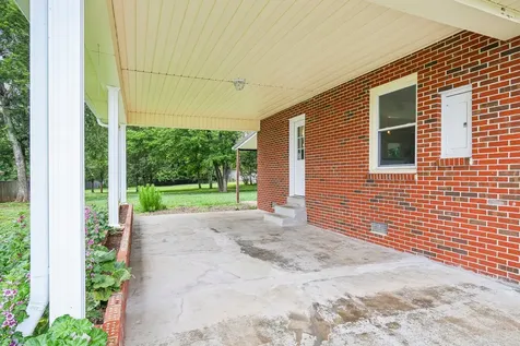 417 Central Avenue Chapel Hill TN 37034