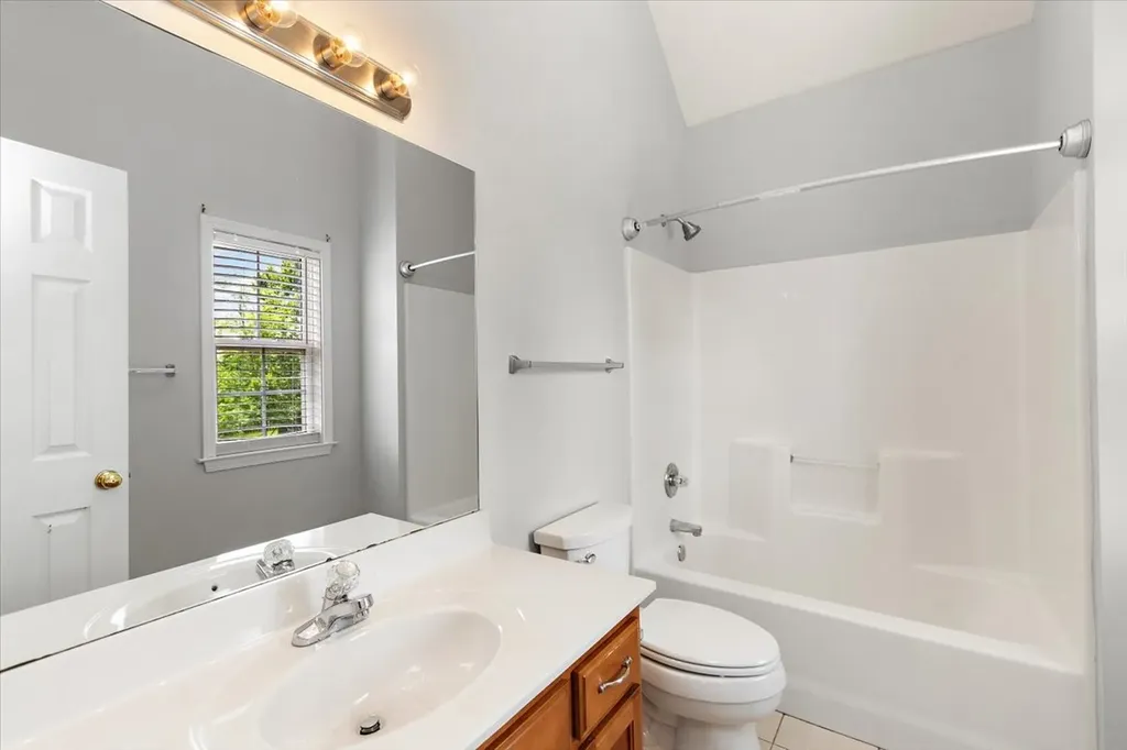 303 Newport Meadows Circle Thompsons Station TN 37179