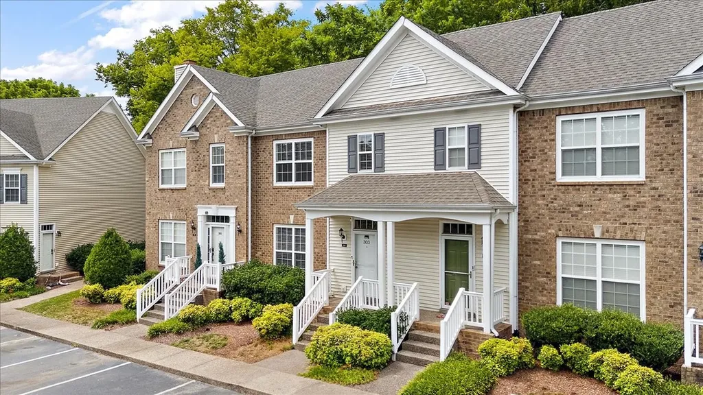 303 Newport Meadows Circle Thompsons Station TN 37179