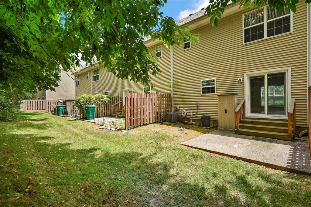 303 Newport Meadows Circle Thompsons Station TN 37179