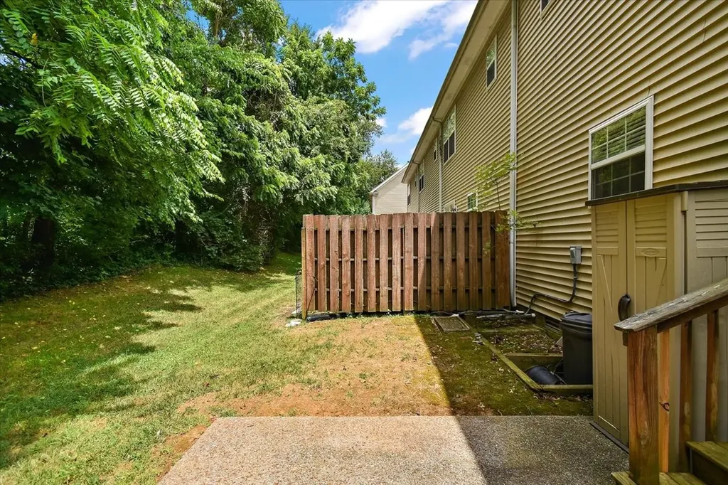 303 Newport Meadows Circle Thompsons Station TN 37179