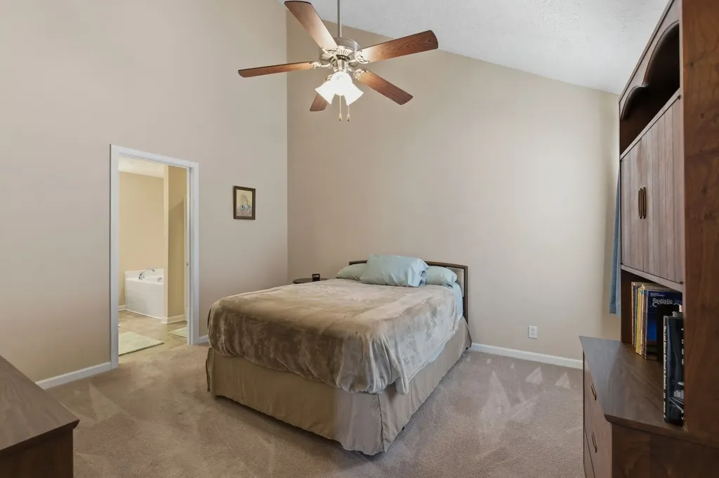 1913 Calydon Court Murfreesboro TN 37128