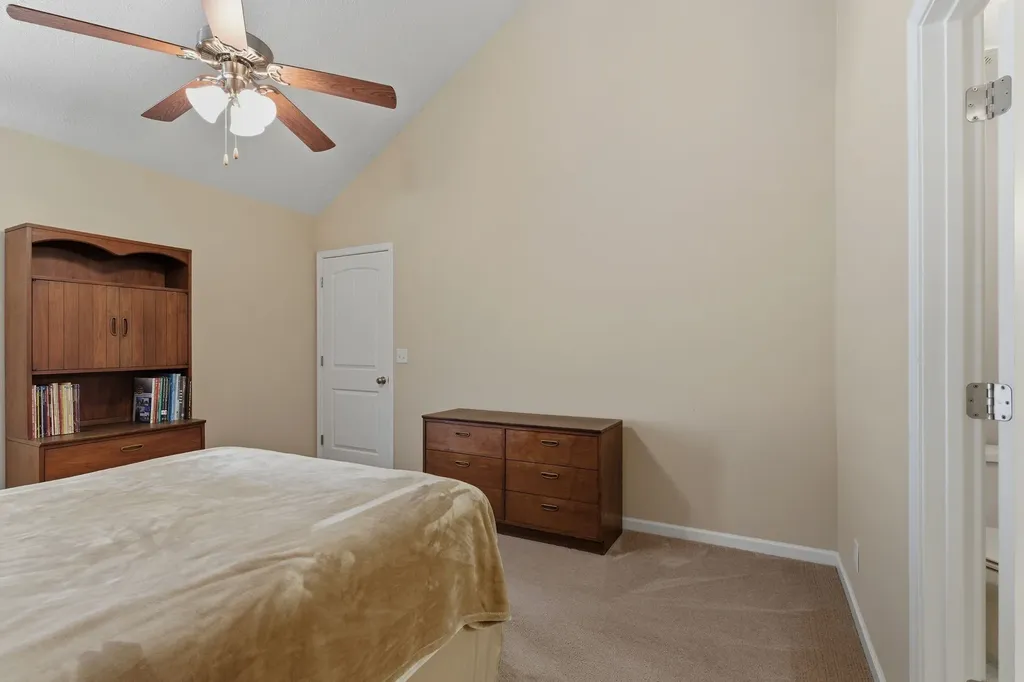 1913 Calydon Court Murfreesboro TN 37128