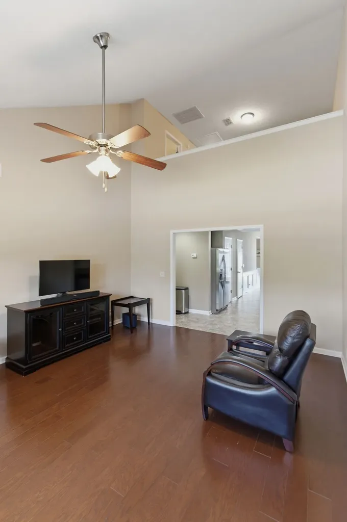 1913 Calydon Court Murfreesboro TN 37128
