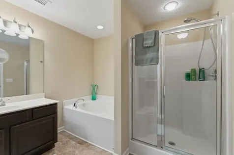 1913 Calydon Court Murfreesboro TN 37128