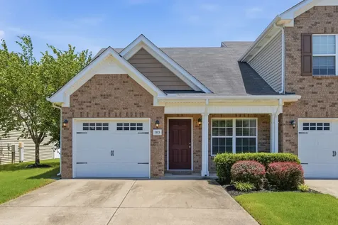 1913 Calydon Court Murfreesboro TN 37128