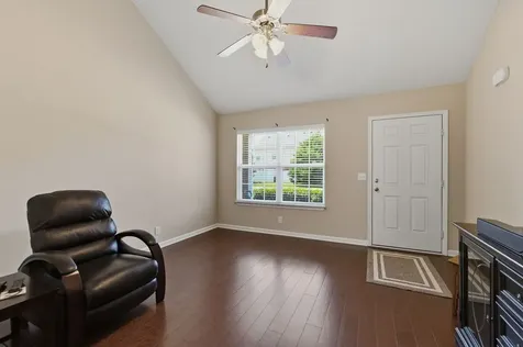 1913 Calydon Court Murfreesboro TN 37128