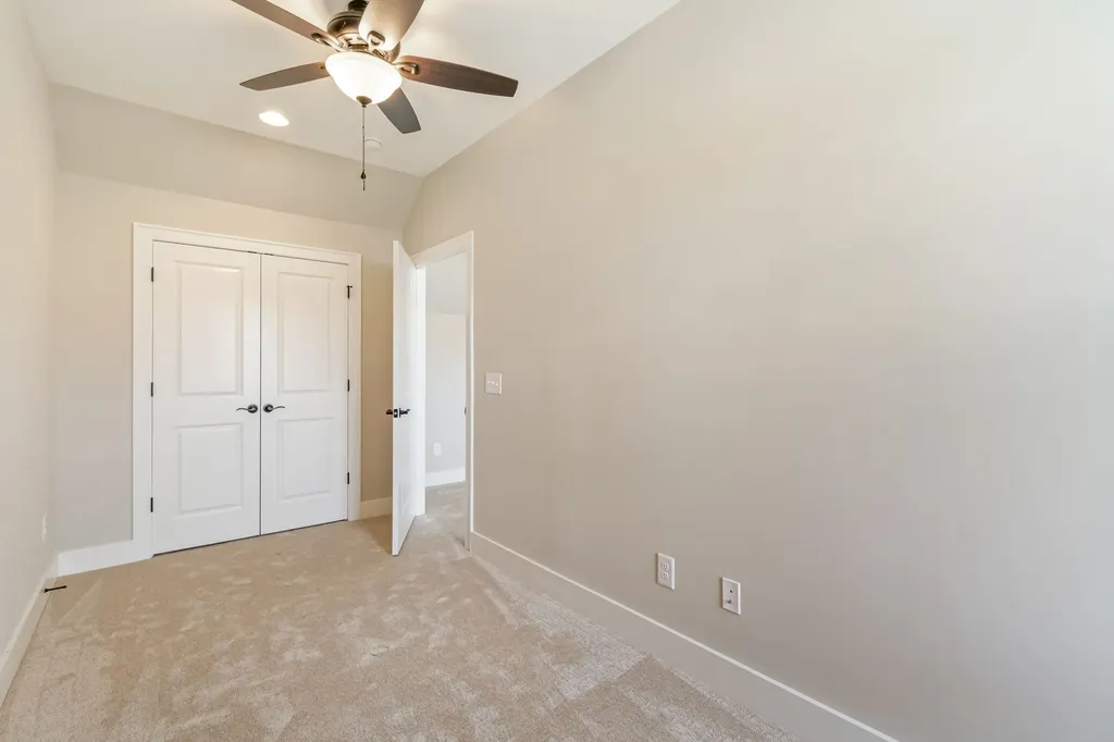 4122 Affiant Way Culleoka TN 38451