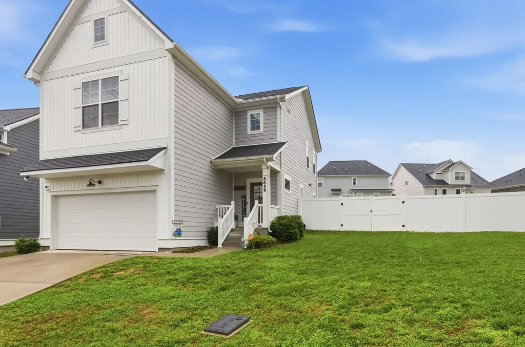 8649 Lawson Drive Antioch TN 37013
