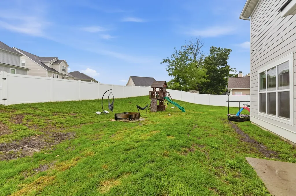 8649 Lawson Drive Antioch TN 37013