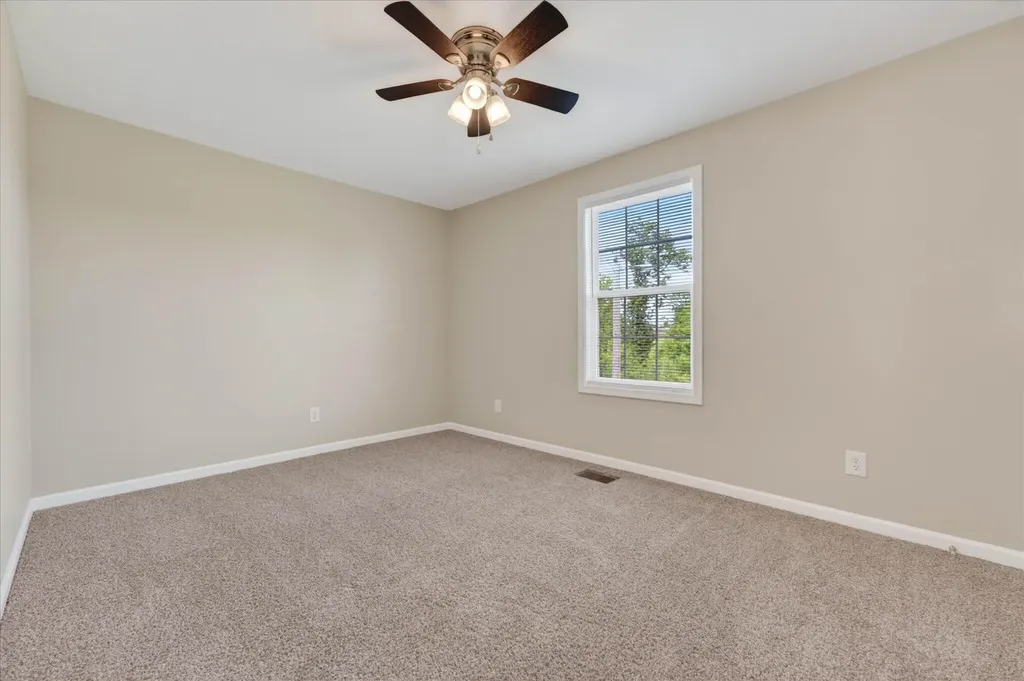 2072 Tynewood Drive Clarksville TN 37042
