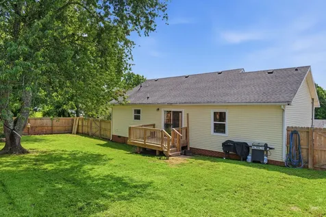 314 Malibu Canyon Drive Columbia TN 38401