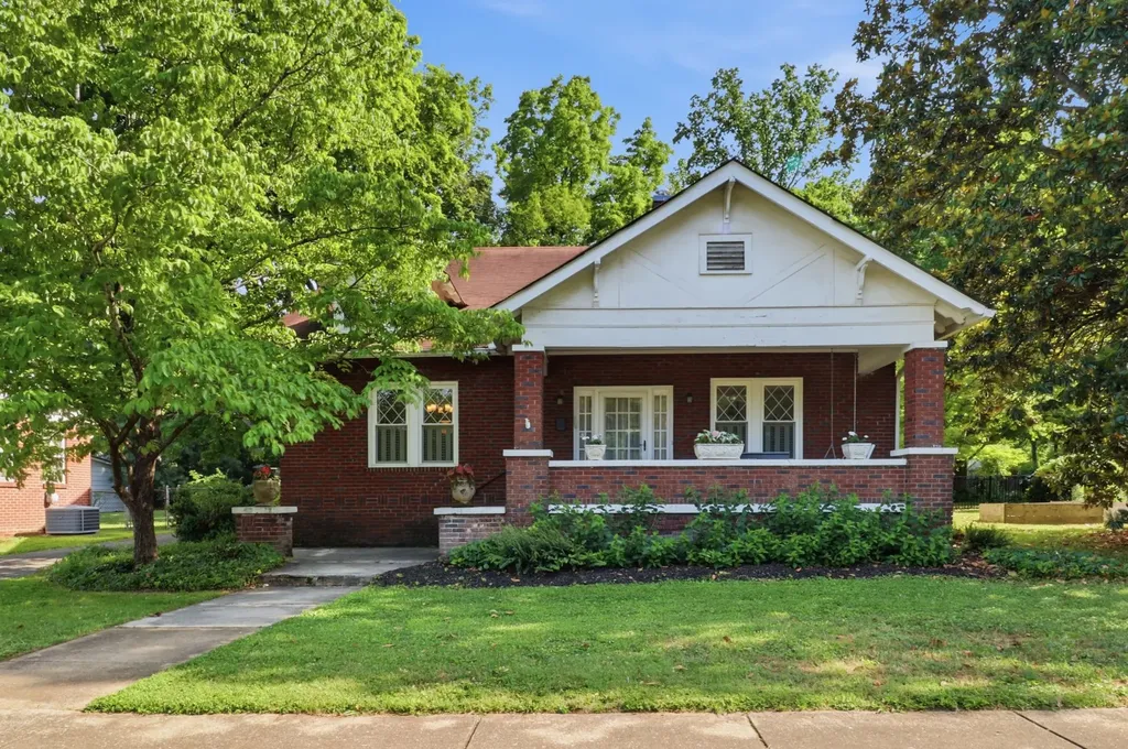 1020 E Lytle Street Murfreesboro TN 37130