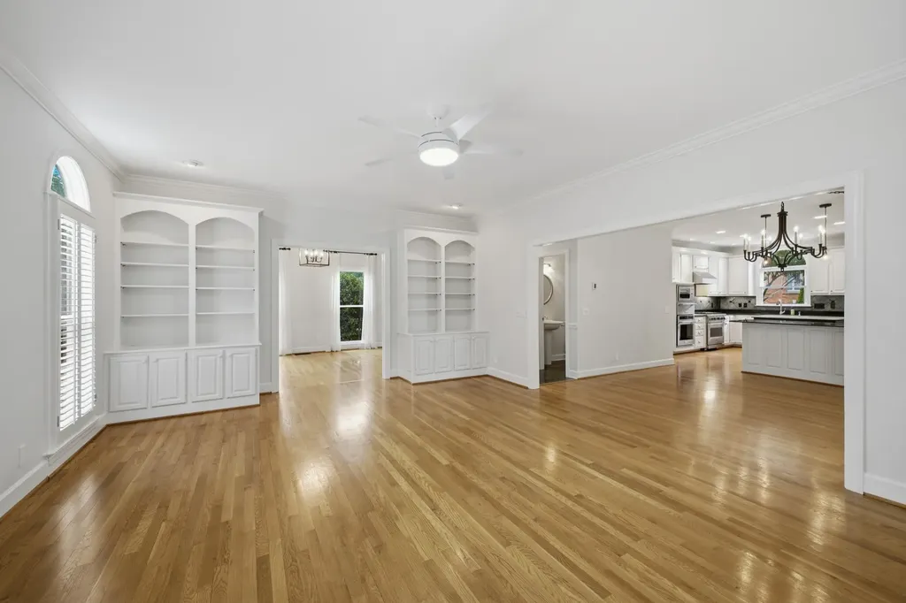 11 Thorndale Court Nashville TN 37215
