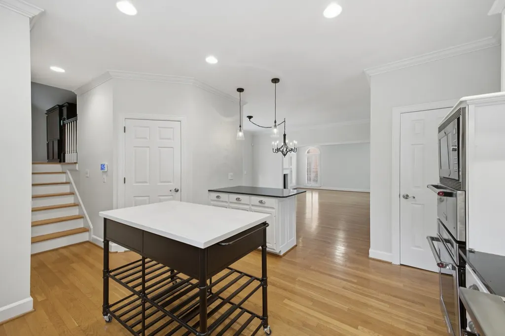 11 Thorndale Court Nashville TN 37215