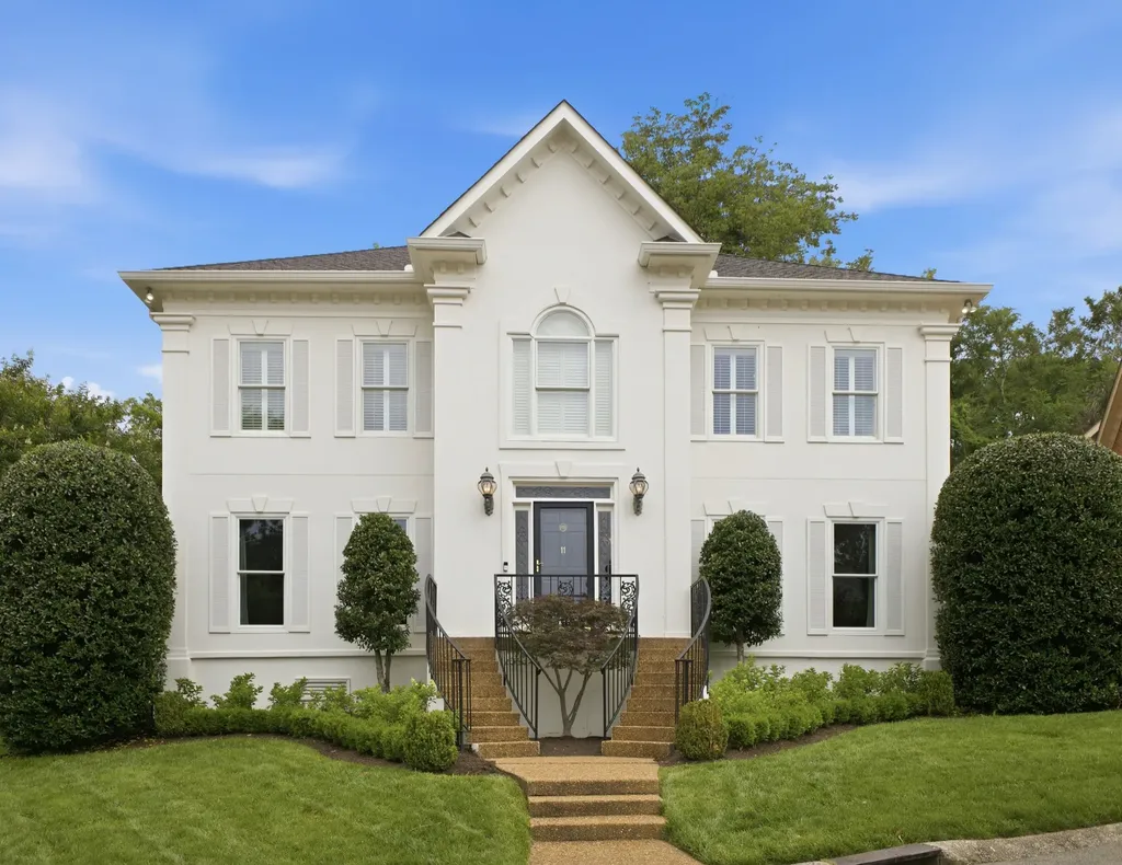11 Thorndale Court Nashville TN 37215